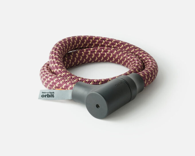 tex–lock orbit in chateau red, in elkaar gewikkeld en verzegeld