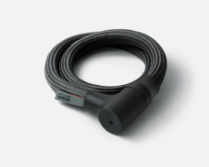 tex–lock orbit in onyx black, in elkaar gewikkeld en verzegeld
